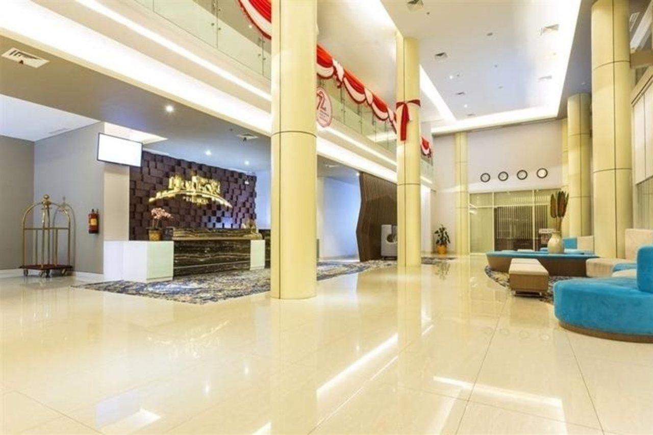 Horison Hotel Ultima Timika Exterior photo